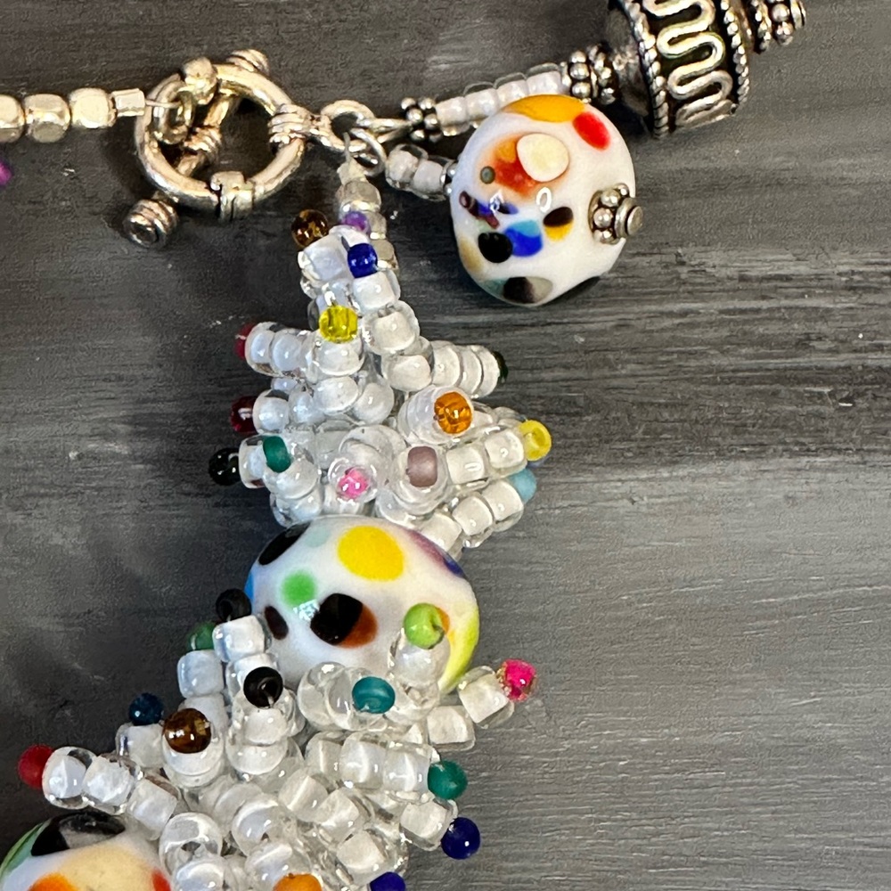 Artisan hand crafted multi colored art glass bead confetti bracelet silver clasp - Picture 4 of 11